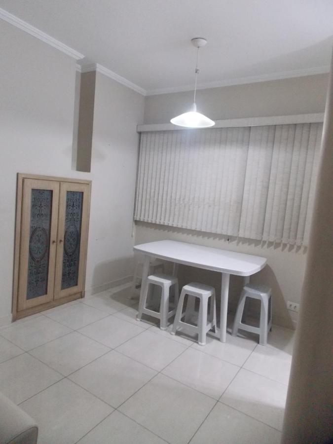 Apartamento Duplex กัวรูจา ภายนอก รูปภาพ